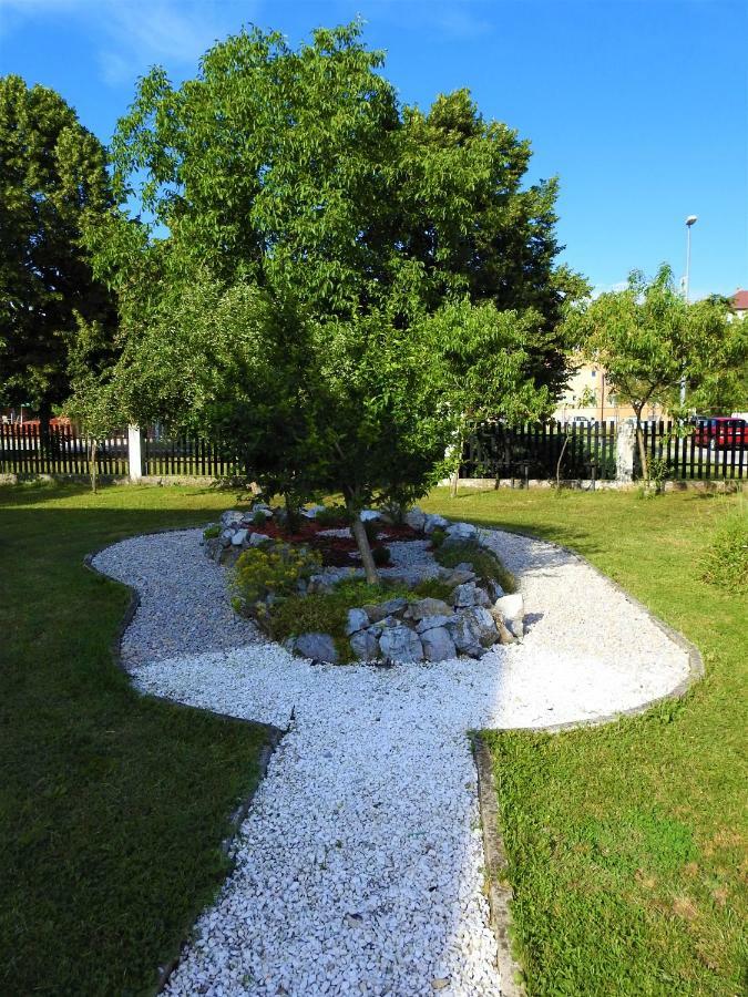 Sweet Dreams Apartment Varazdin Exterior photo
